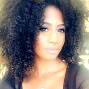 Meet your Posher, Janae